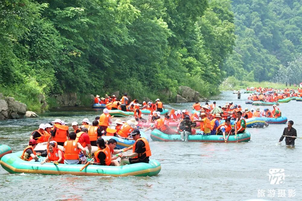 抚顺红河谷漂流电话_清原红河峡谷漂流景区_中国北方第一漂