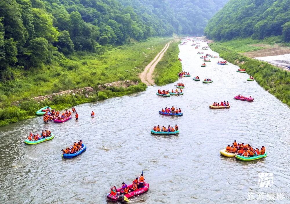 清原红河峡谷漂流景区_中国北方第一漂_抚顺红河谷漂流电话