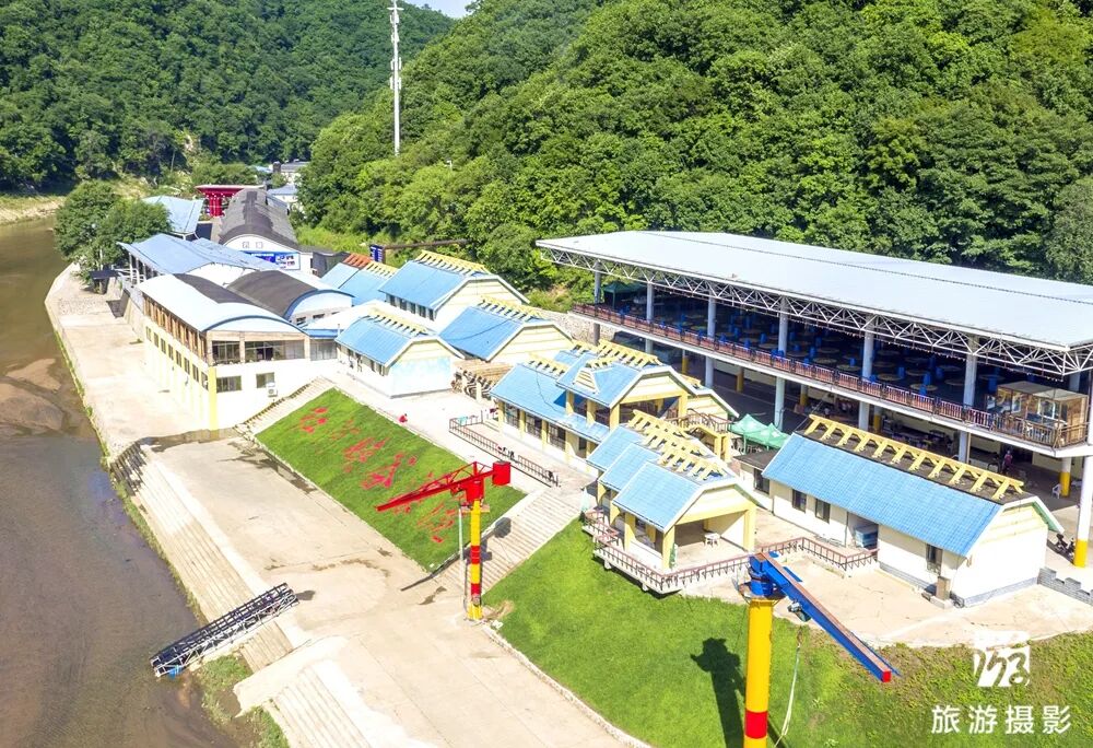 清原红河峡谷漂流景区_中国北方第一漂_抚顺红河谷漂流电话