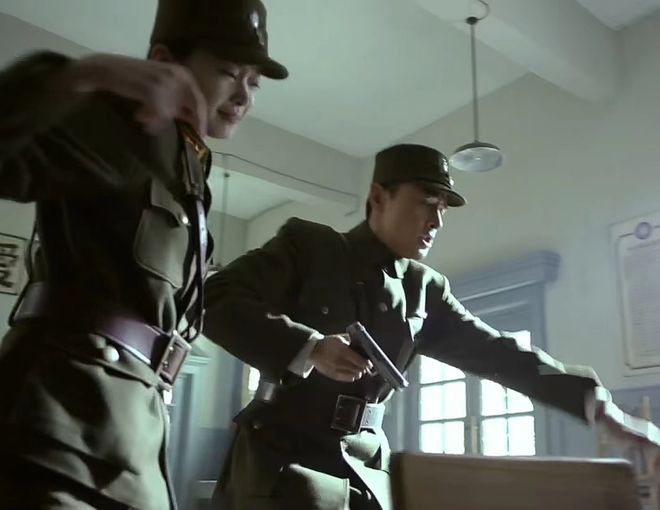 王天风上于曼丽污_于曼丽殉国 明台被出卖 王天风骂婊子