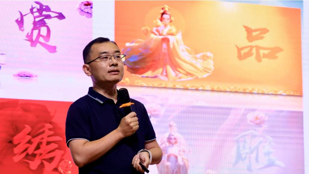 天津工业大学服装设计_天津工业大学 百面绘天津 校园行