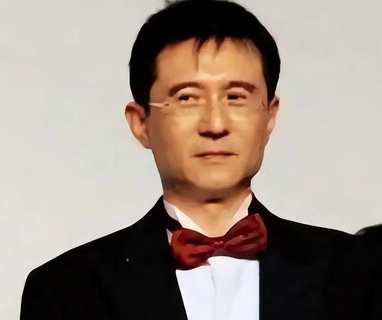 张怡宁与徐威年龄差距_张怡宁老公徐威 天涯_张怡宁徐威感情故事