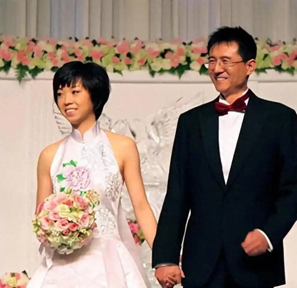 张怡宁徐威婚姻长久原因分析_张怡宁徐威年龄差婚姻故事_张怡宁老公徐威 天涯