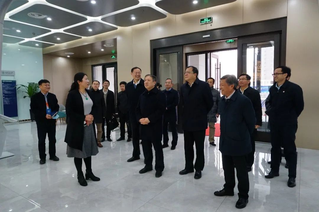 西安交通大学大型设备_上海交通大学 西安交通大学 西迁精神