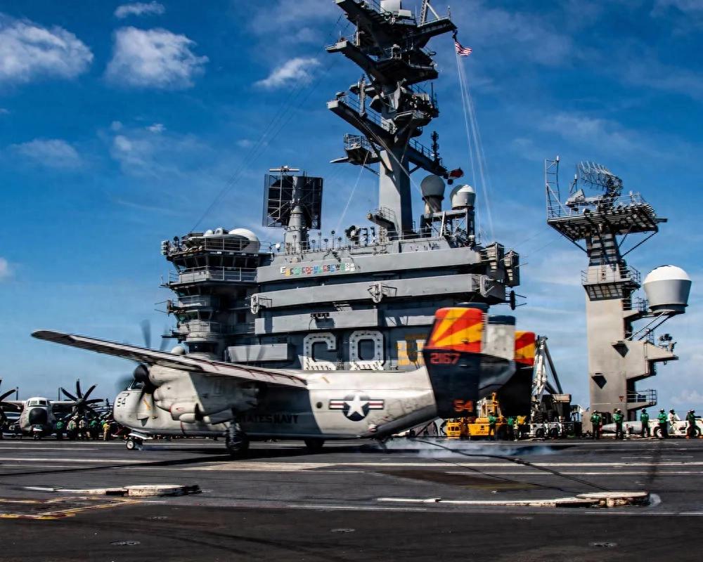 尼米兹号航空母舰图片_尼米兹号航母打击群2026年南方海域演习_美国海军尼米兹号航空母舰访问巴拿马