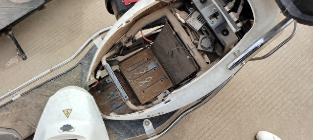 石墨烯电池电动车_72V石墨烯电池对比_48V锂电池怎么选