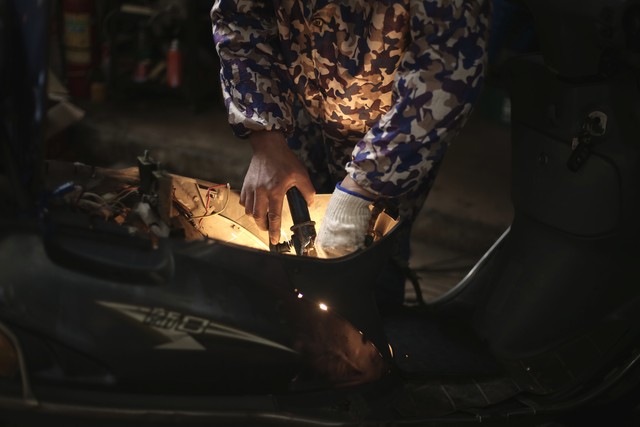 48V锂电池怎么选_72V石墨烯电池对比_石墨烯电池电动车