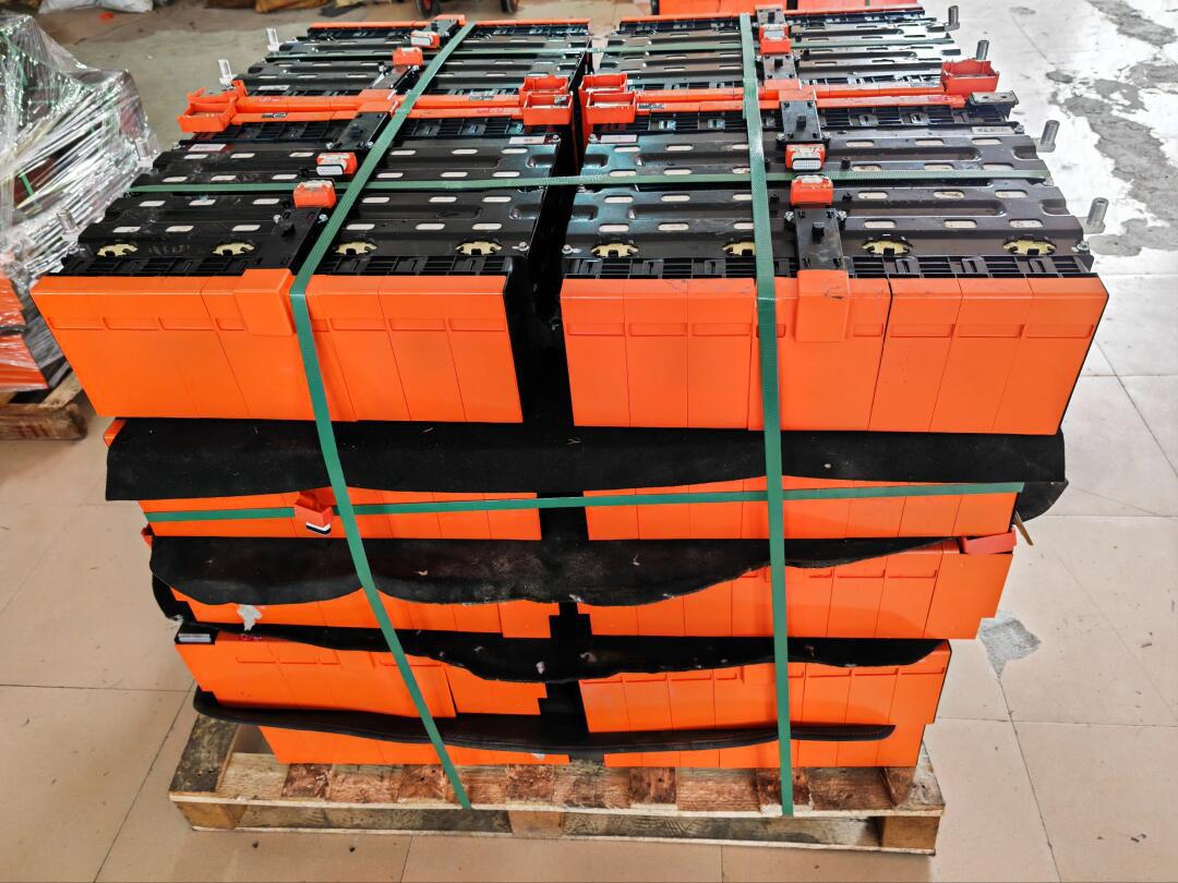 石墨烯电池电动车_电动自行车电池选择指南_48V磷酸铁锂电池与72V石墨烯电池区别