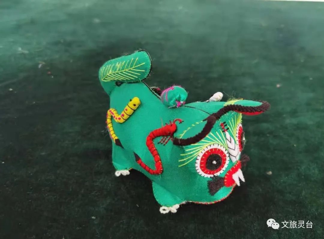 布老虎制作工艺_婴儿小老虎枕头做法_布老虎非物质文化遗产