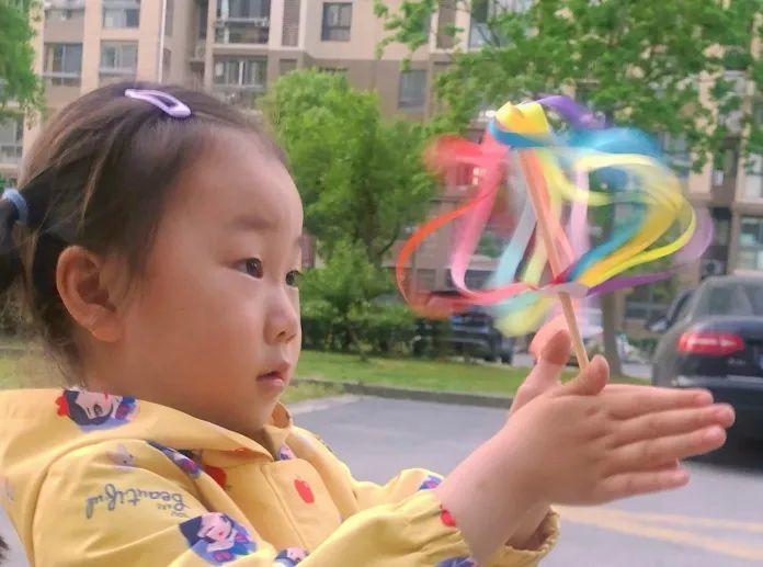 DIY童年玩具_废旧物品手工制作_制作简单的工艺品