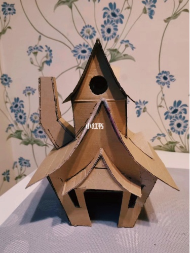 快递盒DIY手工_快递盒改造成收纳盒_制作简单的工艺品