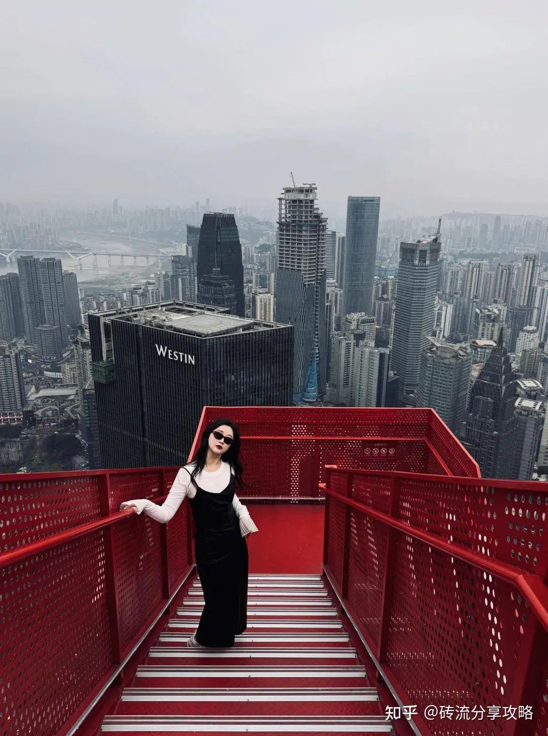 重庆美食探索_重庆科技馆外观_重庆旅游攻略