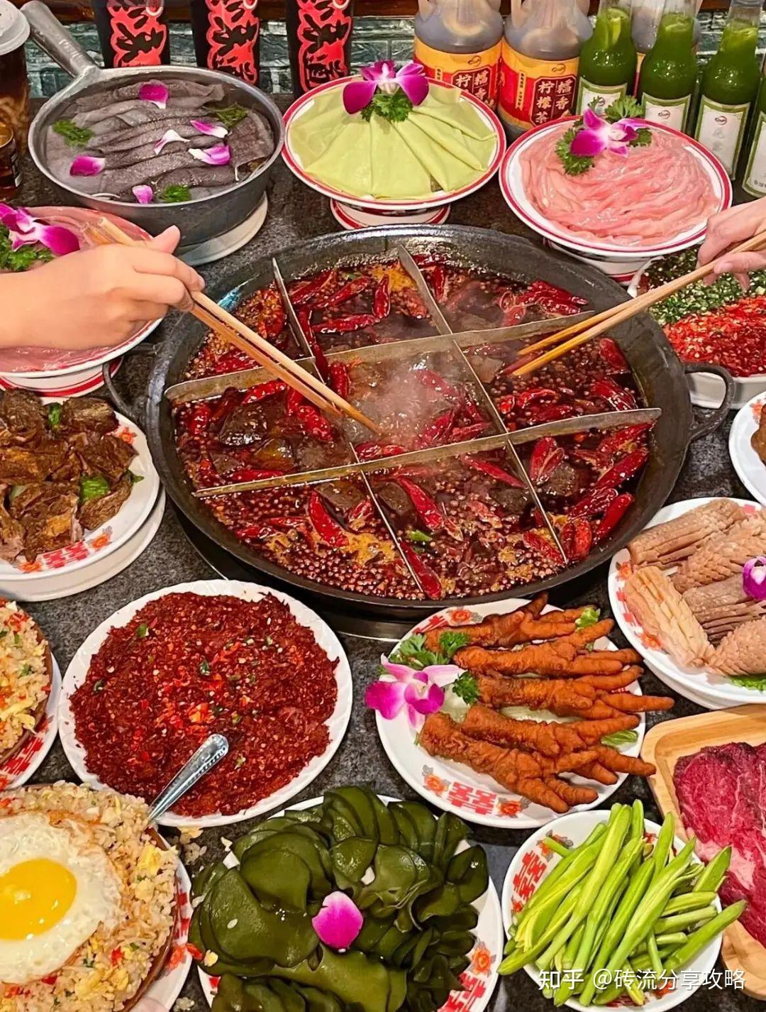 重庆美食探索_重庆旅游攻略_重庆科技馆外观