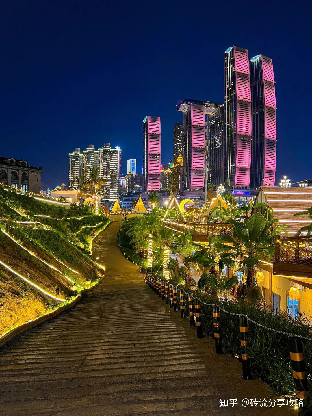 重庆科技馆外观_重庆美食探索_重庆旅游攻略