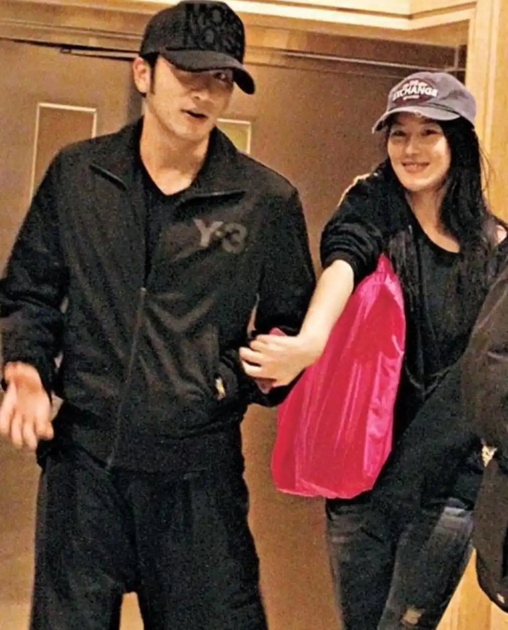 张馨予前男友吴卓羲新恋情_吴卓羲菊梓乔官宣恋情_吴卓羲删微博