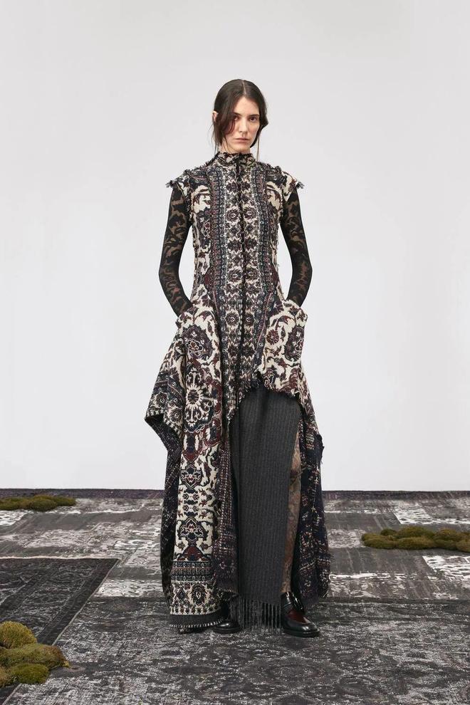 Durazzi 2025秋冬成衣系列_不对称剪裁裙装_duwear