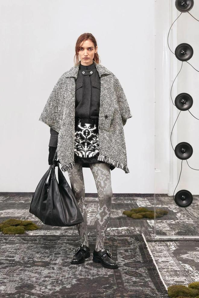 不对称剪裁裙装_duwear_Durazzi 2025秋冬成衣系列