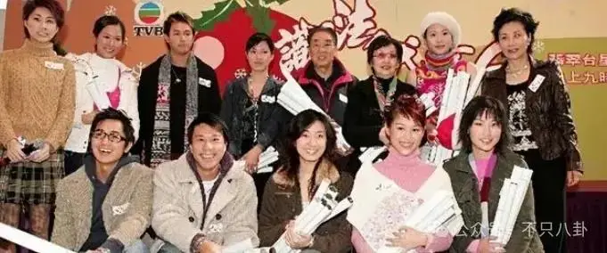 吴卓羲删微博_徐子珊吴卓羲友谊_徐子珊退圈原因