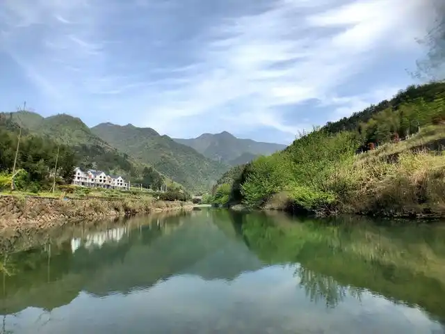 富春江游船攻略_严子陵钓台船票信息_富春江小三峡图片