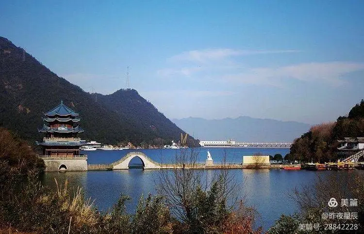 富春江小三峡图片_严子陵钓台_富春江小三峡