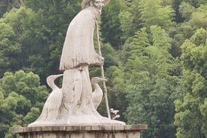 富春江小三峡游船体验_富春江小三峡图片_富春江桐庐严子陵钓台一日游