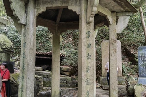 富春江小三峡游船体验_富春江桐庐严子陵钓台一日游_富春江小三峡图片