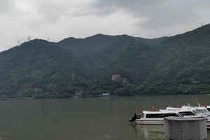 富春江小三峡图片_富春江小三峡游船体验_富春江桐庐严子陵钓台一日游