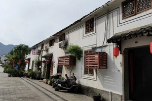 富春江小三峡游船体验_富春江桐庐严子陵钓台一日游_富春江小三峡图片