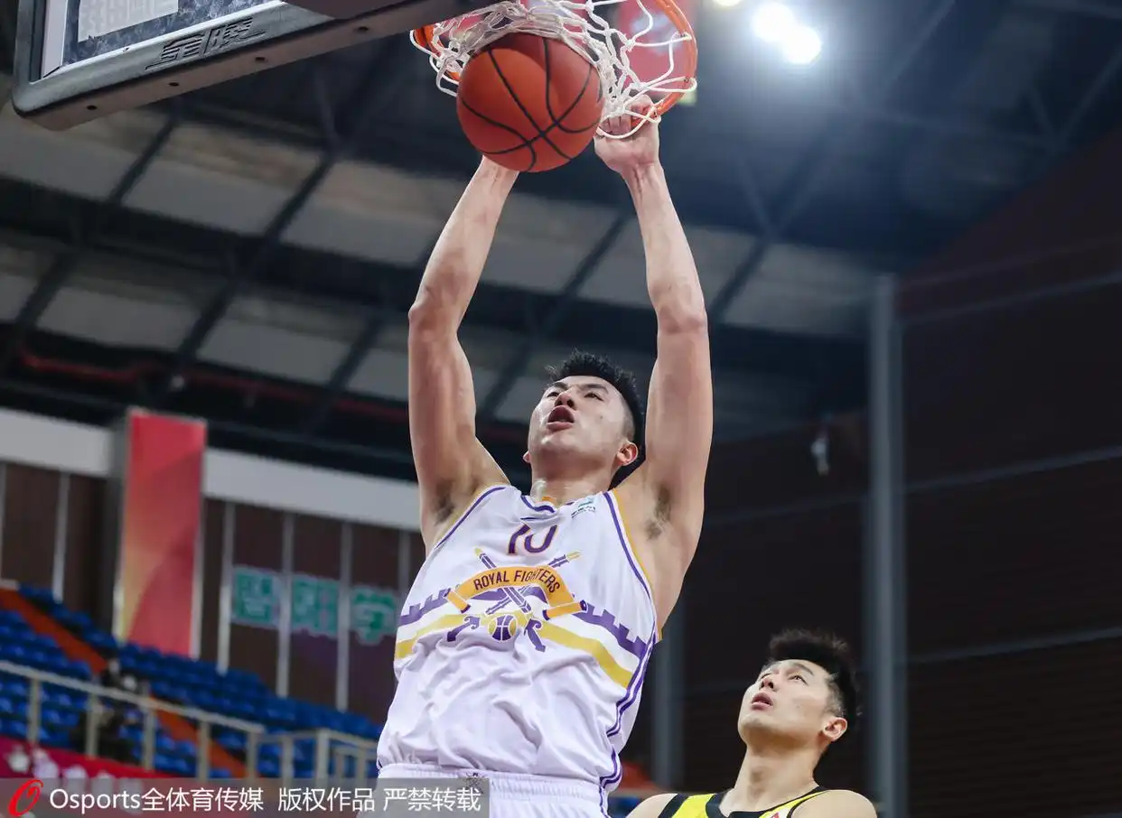 曼联主场8连胜 拉什福德状态火热 C罗未完成注册_罗马诺：沙特正在密切关注拉什福德