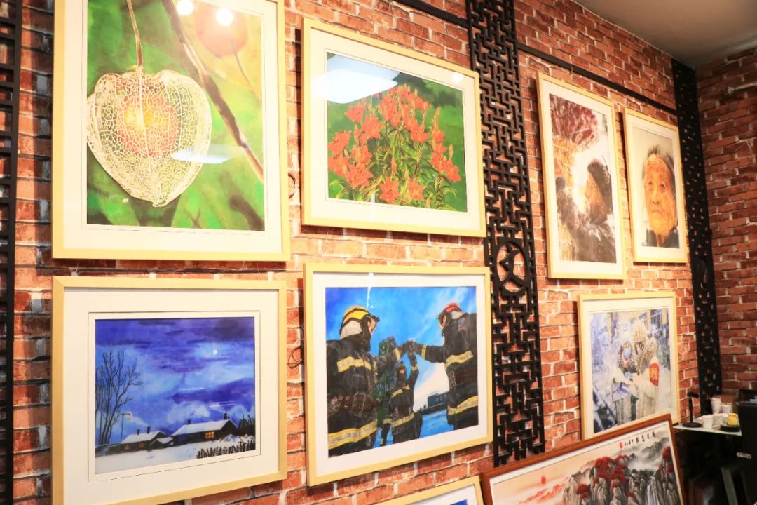 沙画瓶子图片大全_动态写意沙画_沙画艺术