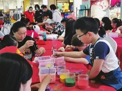 银川晚报小记者沙瓶画活动_沙画瓶子图片大全_宁夏沙画体验课程