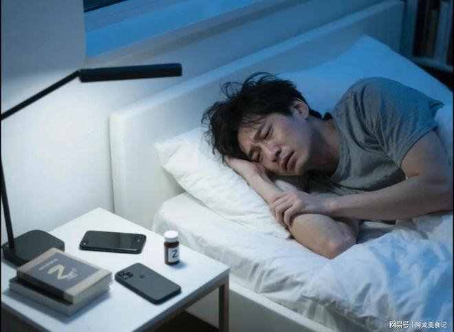 吃什么东西改善睡眠_失眠改善食物_助眠天然食物推荐