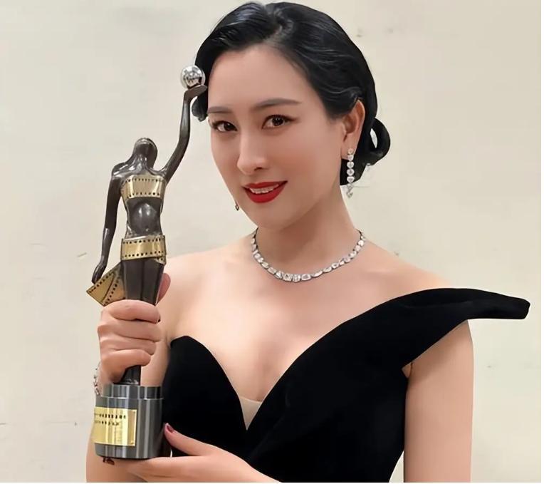 马苏孔令辉分手原因_马苏演员经历_马苏主演电视剧