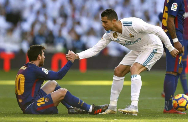 瓜帅：c罗是怪物，而梅西是怪物的爸爸_C罗梅西成长经历_梅罗职业生涯对比