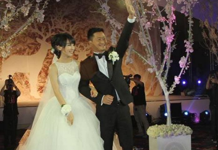 吴京谢楠爱情故事_吴京狼牙的衣服_吴京谢楠婚礼