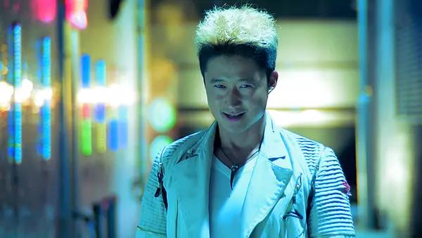 吴京 战狼2 香港票房_吴京狼牙的衣服