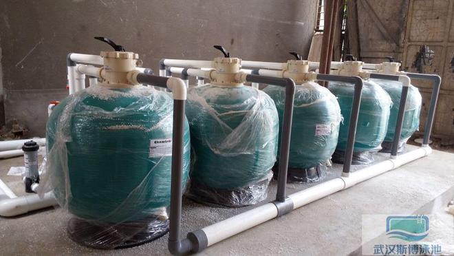 对比多家厂商选择性价比高产品_中央水处理系统有用吗_高效节能游泳池设备