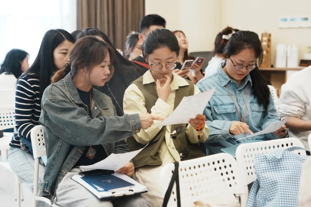 儿童定向运动对儿童发展的重要性_南京教师培训现状_2026年浙江省儿童定向教师培训班