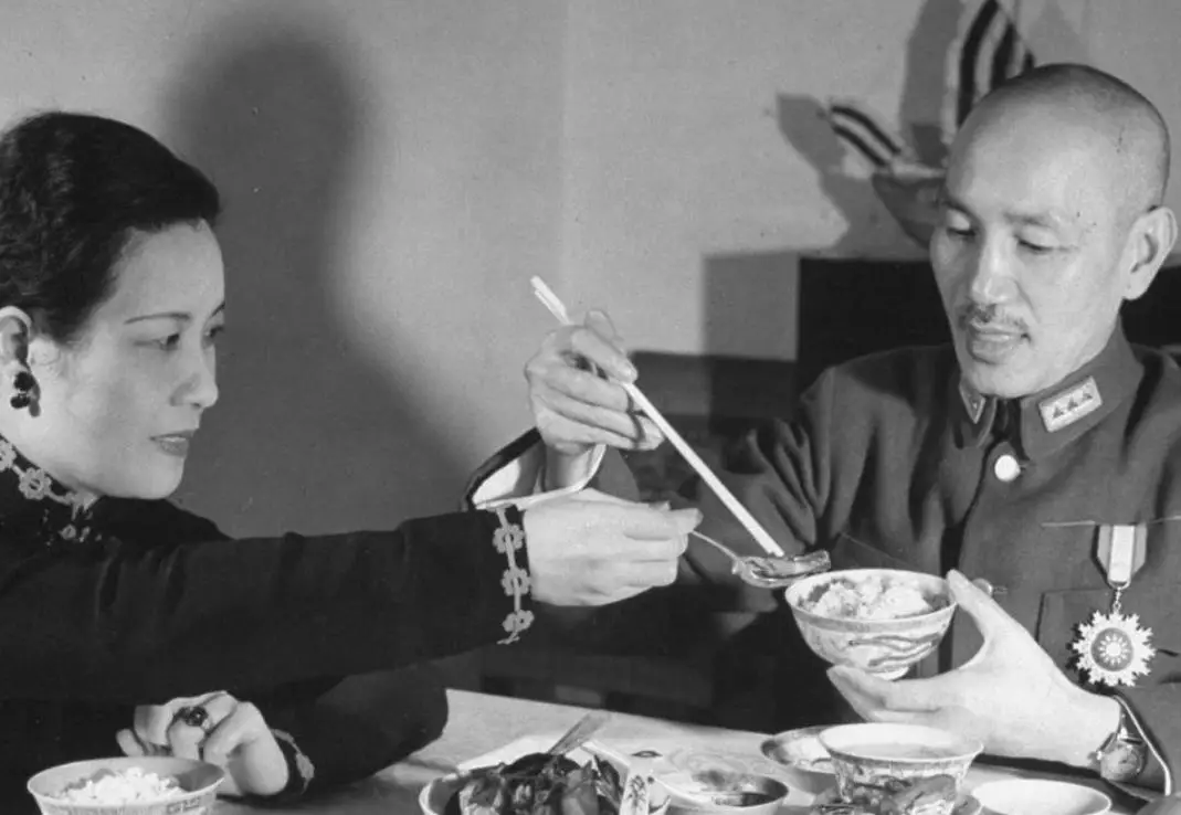 珍珠港事件 日本偷袭 美国参战_背景介绍：珍珠港事件