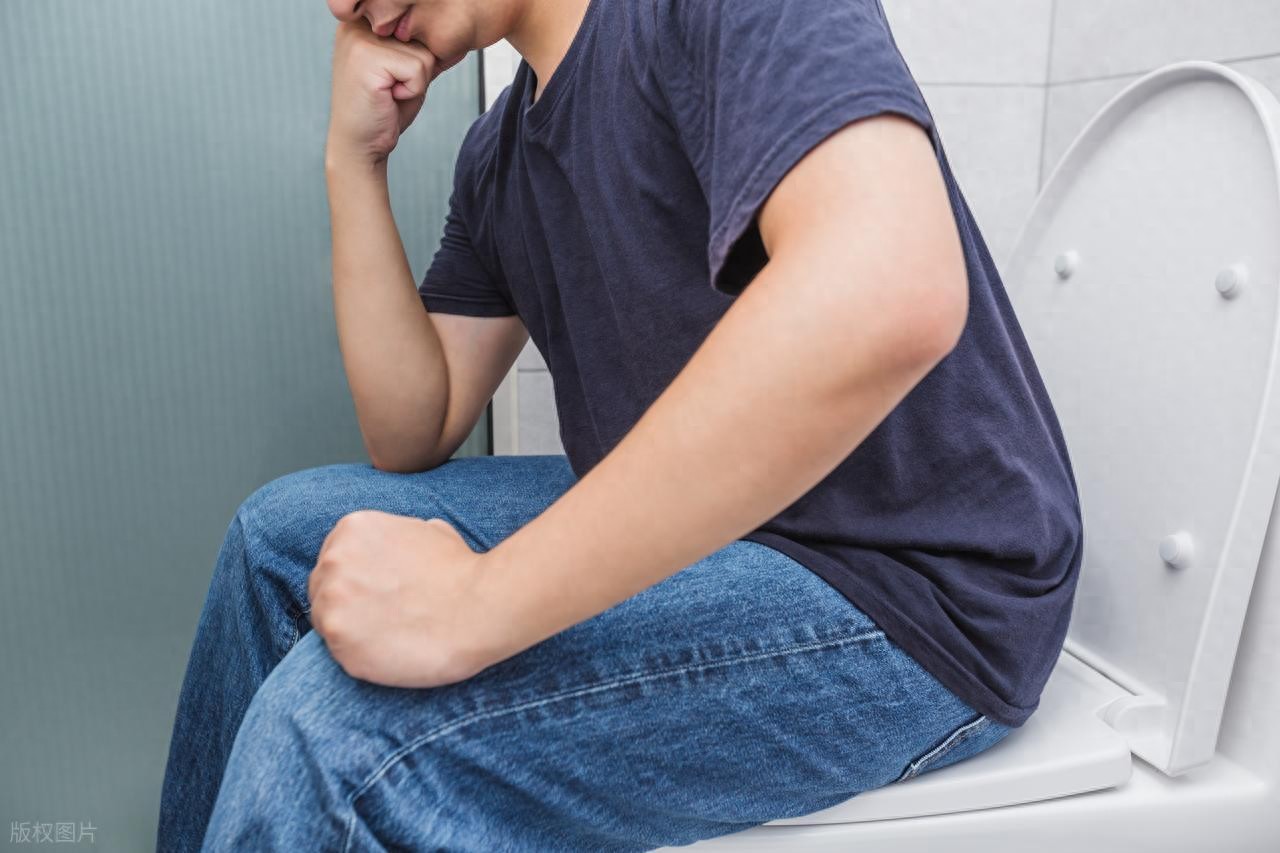 痔疮出血特点_自己弄弄肛门看里面弄出点血_痔疮出血颜色