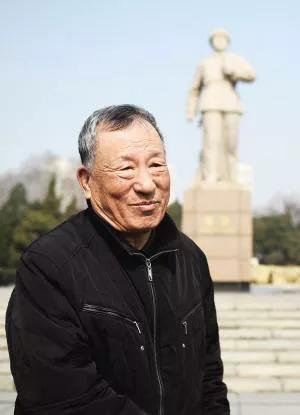 有关雷锋电影_乔安山 雷锋 静默的情怀