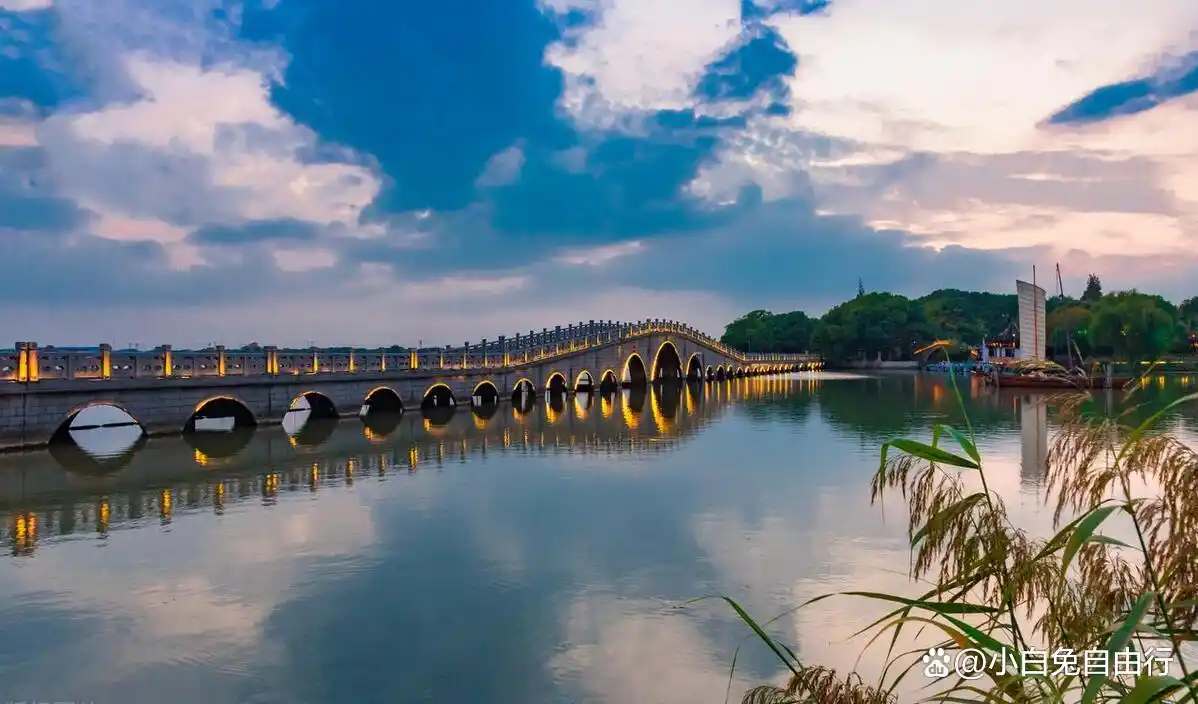 苏州市周庄古镇景区介绍_周庄古镇双桥游览_沈厅张厅景点介绍