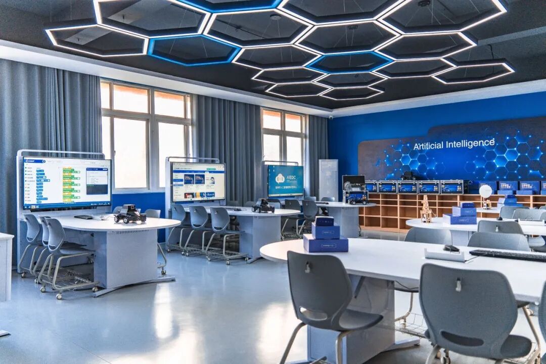 安徽全域旅游主题精品线路_合肥新桥蔚来第二工厂_蚌埠文创园区