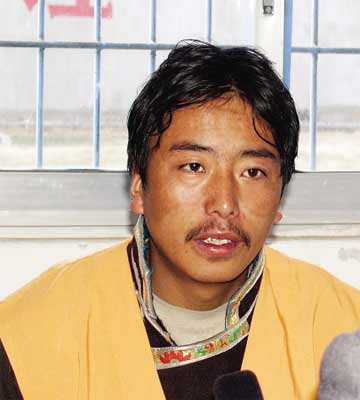 拉萨314打砸抢烧事件犯罪嫌疑人悔罪(组图)