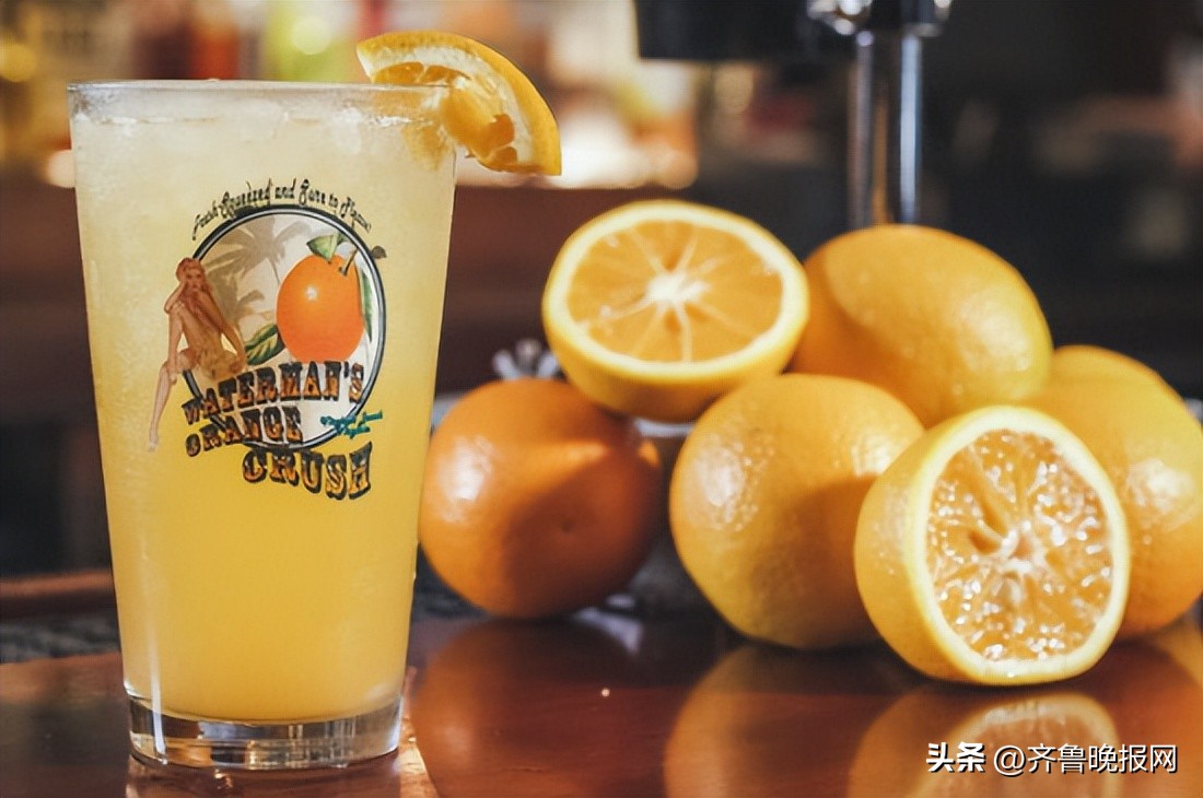 便利店调酒配方_国民初恋威士忌维他柠檬茶_汤力水可以调什么酒