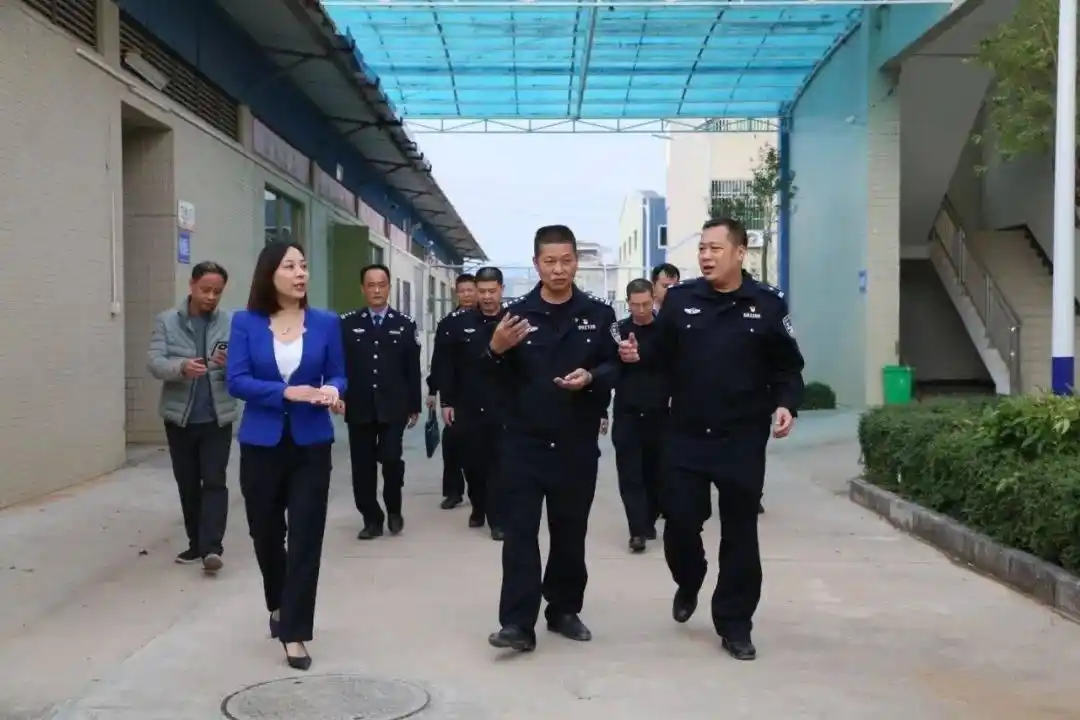 陆川县公安局警务交流_广西陆川县吸毒_兴业县公安局吸毒人员管控