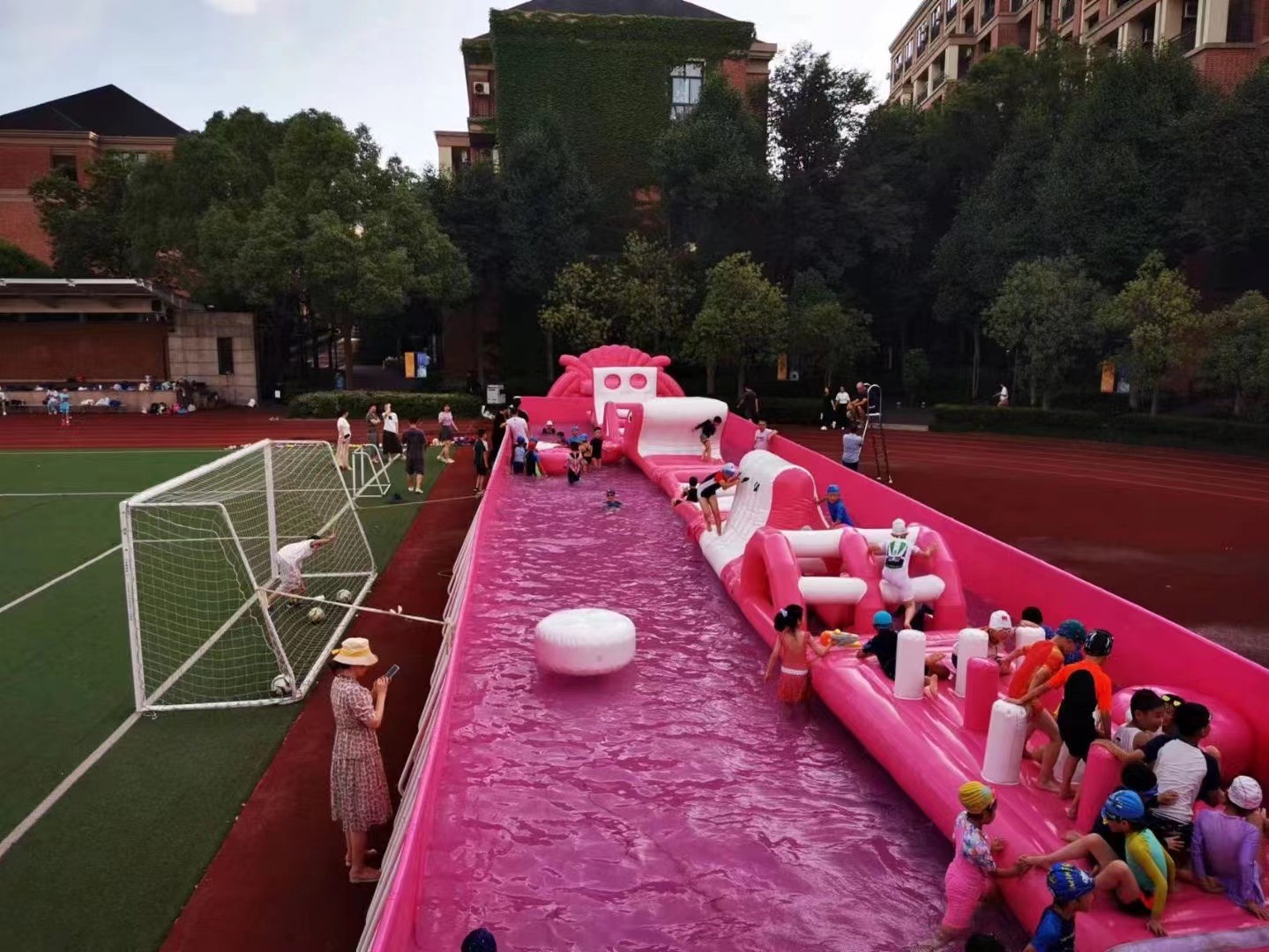 山东充气水池租售 水上气模城堡包安装运营