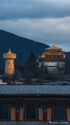 迪庆香格里拉19℃夏季旅游_滇西北香格里拉生态旅游区_丽香铁路暑期文旅盛典