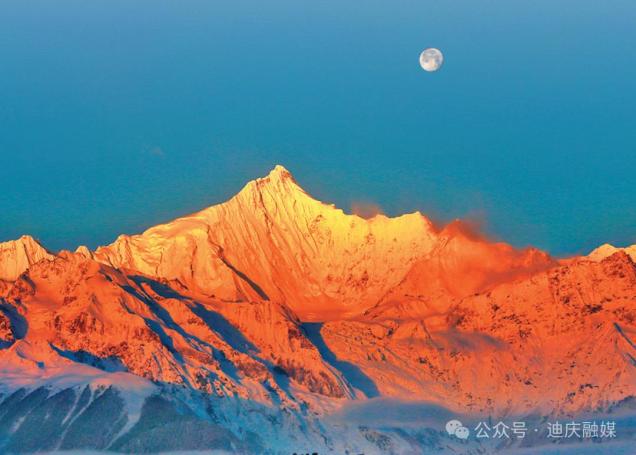 滇西北香格里拉生态旅游区_迪庆香格里拉19℃夏季旅游_丽香铁路暑期文旅盛典