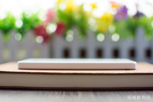 联想ZUK Z2配置评测_ZUK Z2 4英寸小屏旗舰手机_z2 mini